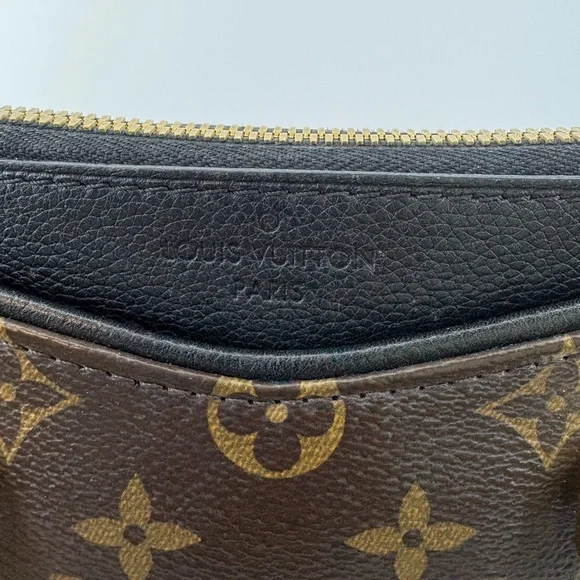 Louis Vuitton Paris, Brown Purse, Excelent Condition, Comes with Strap - Picture 11 of 15
